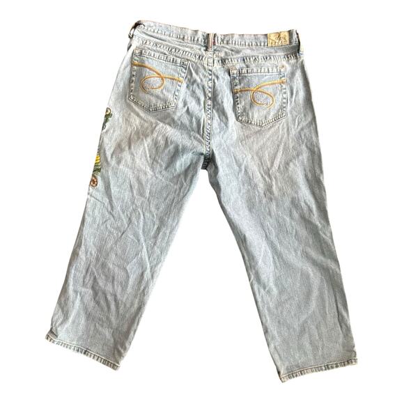 Department of Peace Cropped Embroidered Jeans Women’s 16 Light Wash Boho Floral - Picture 8 of 10